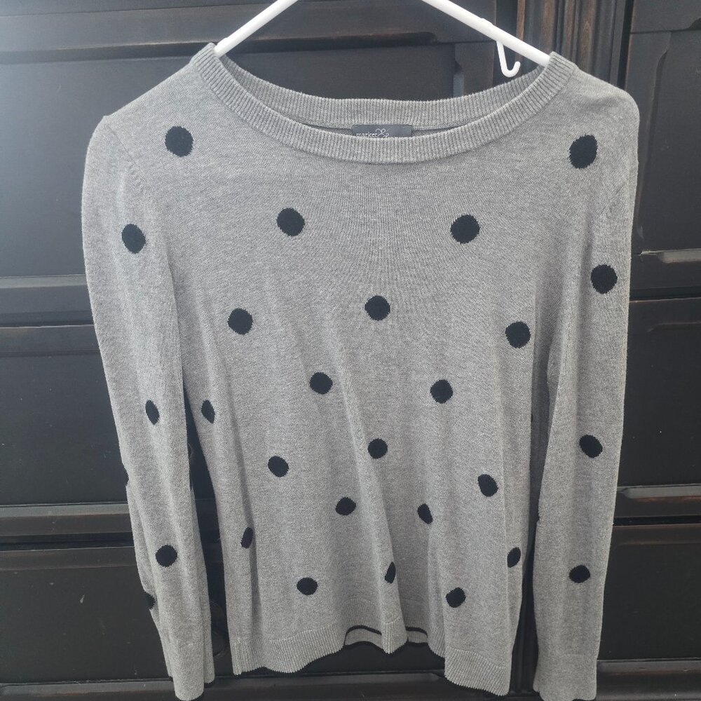 Gray polka dot sweater